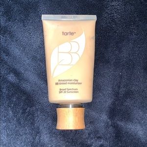 tarte amazonian clay bb tinted moisturizer